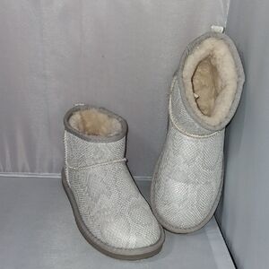 Lamo Suede Booties, 6